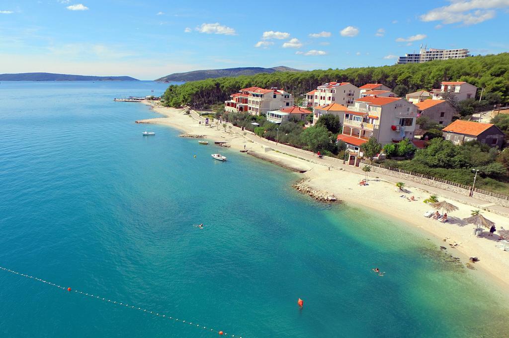 Villa Calypso Trogir Exterior photo